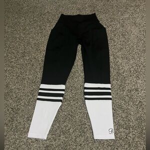 NWOT Bombshell Sock Leggings